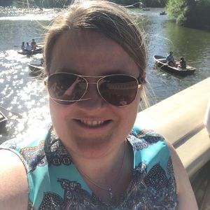 Meet your Posher, Janet